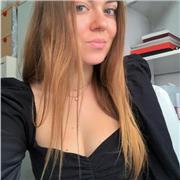 Estudiante de periodismo ofrece clases de lengua castellana y literatura